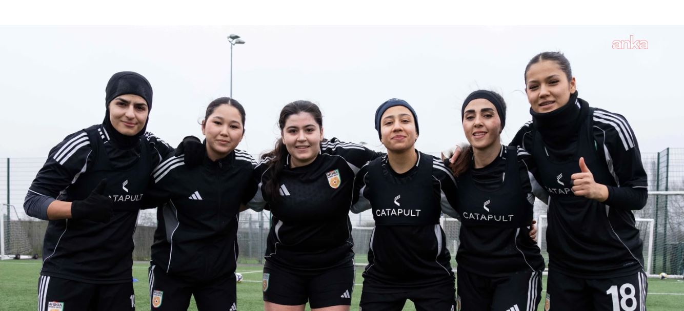 Afgan kadın futbol